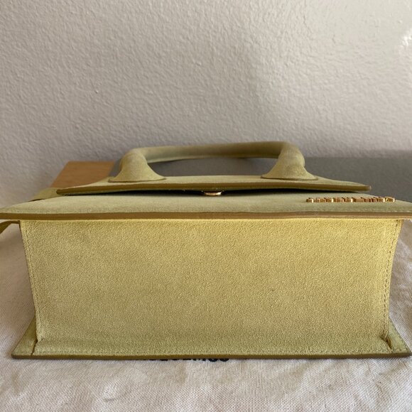 Jacquemus “Le Grand Chiquito” Suede Top Handle Bag in light green - Picture 6 of 15